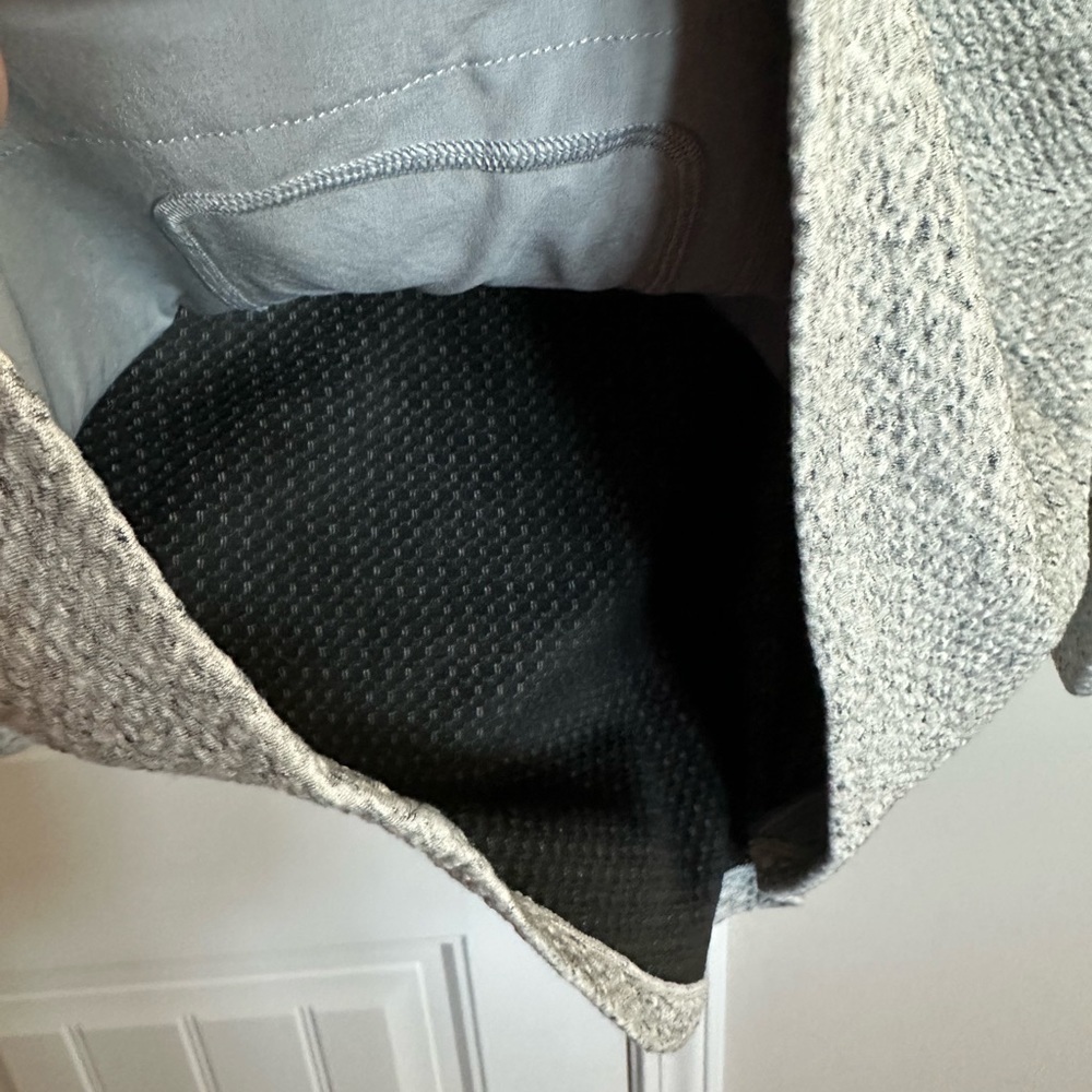NWT Lululemon Women’s At Ease Hoodie - Picture 6 of 7